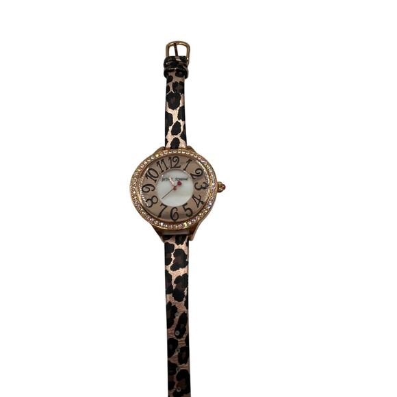 Betsey Johnson Women's Leopard-Print Leather Strap Pave 32mm BJO0251-01 Watch - Picture 2 of 13